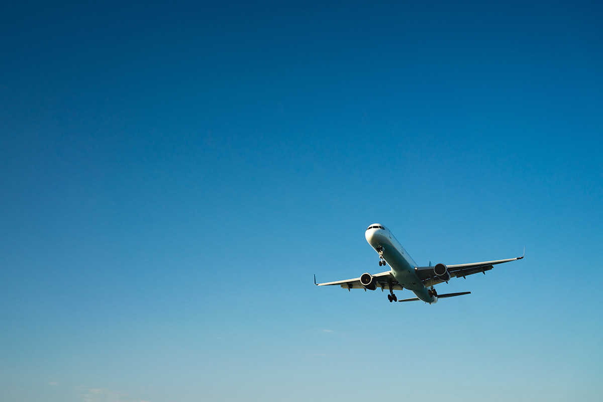 banner de servicio de aviacion de priority en panama